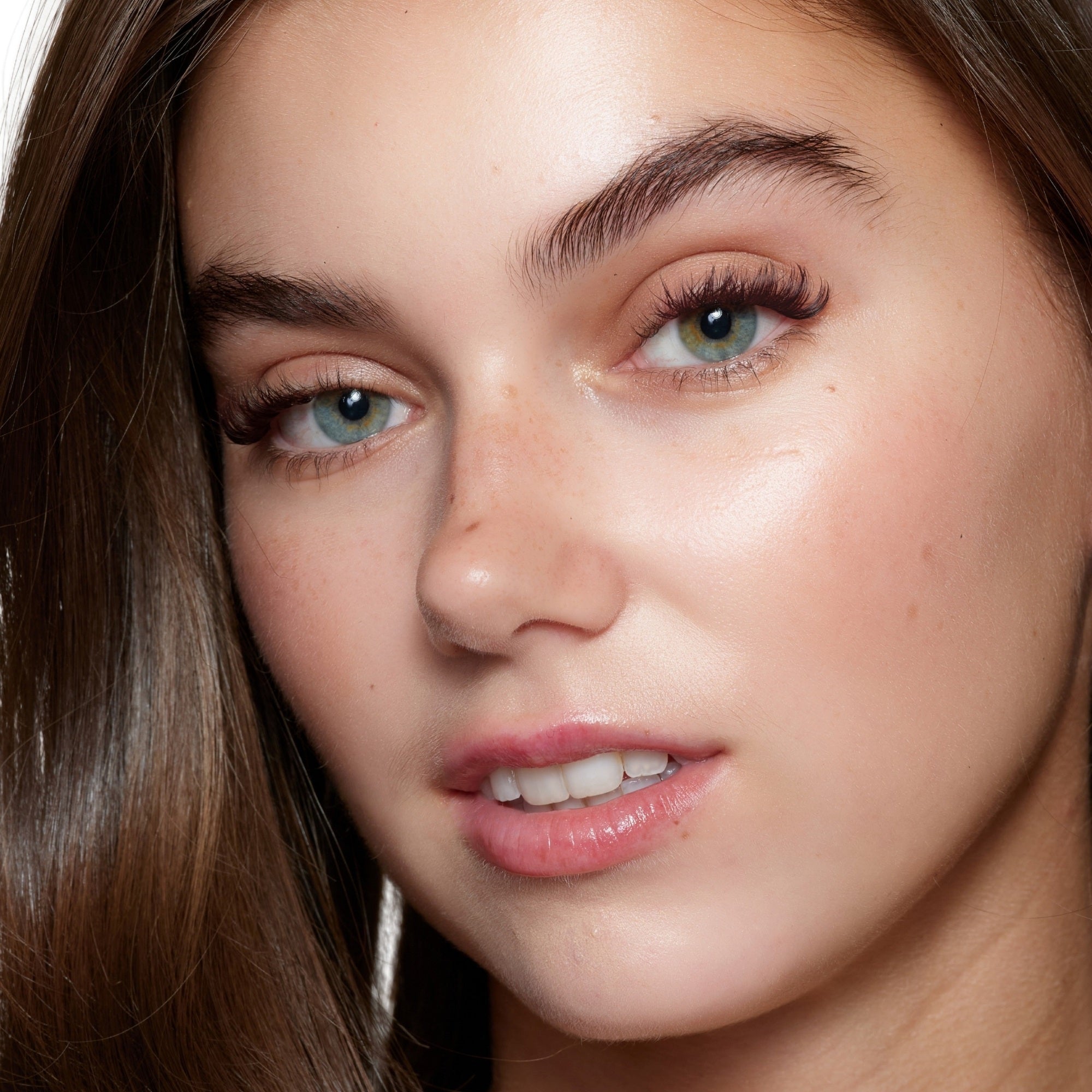 Baby Hybrid Dark Brown Pre-Glued Half Lashes