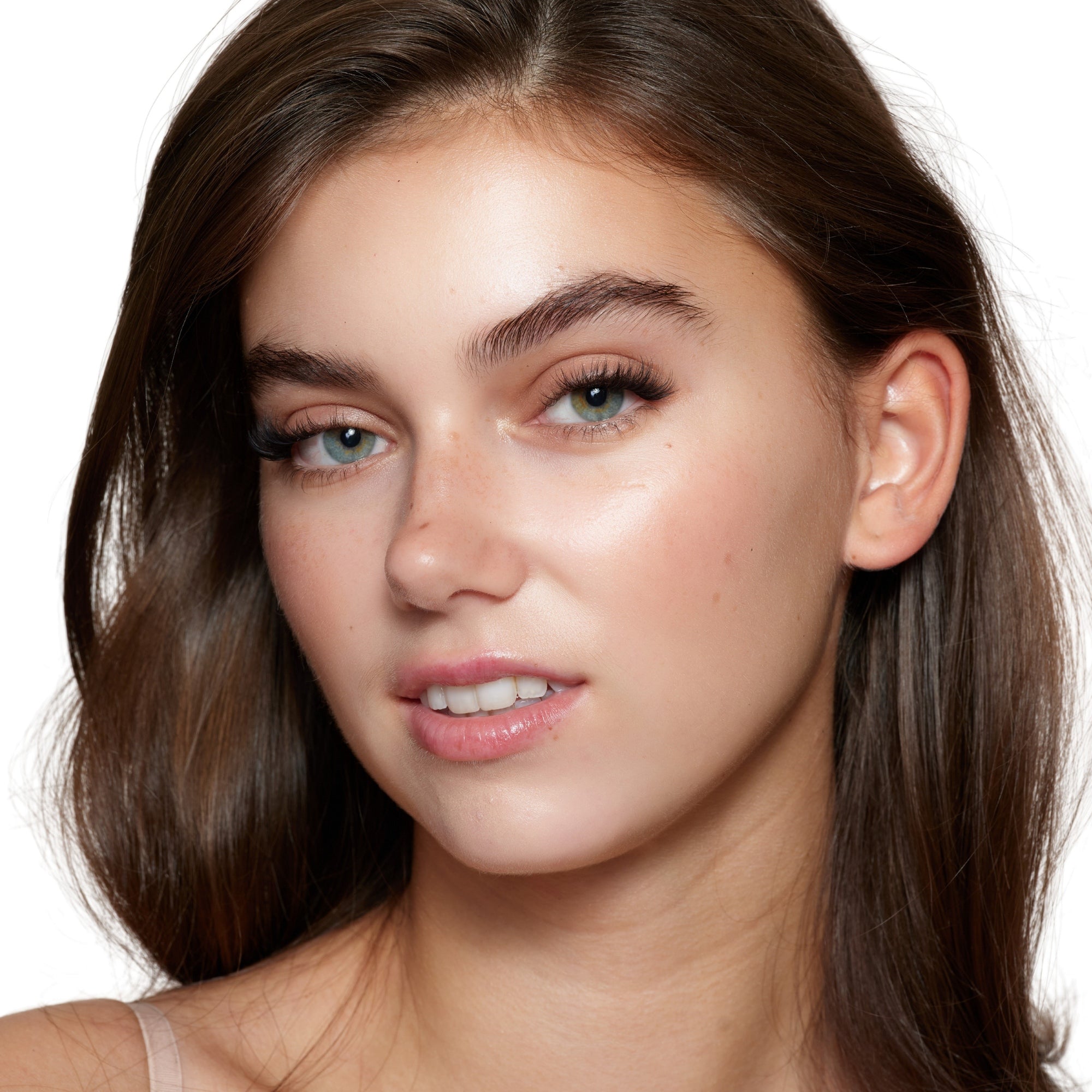 Demi Flare Pre-Glued Half Lashes