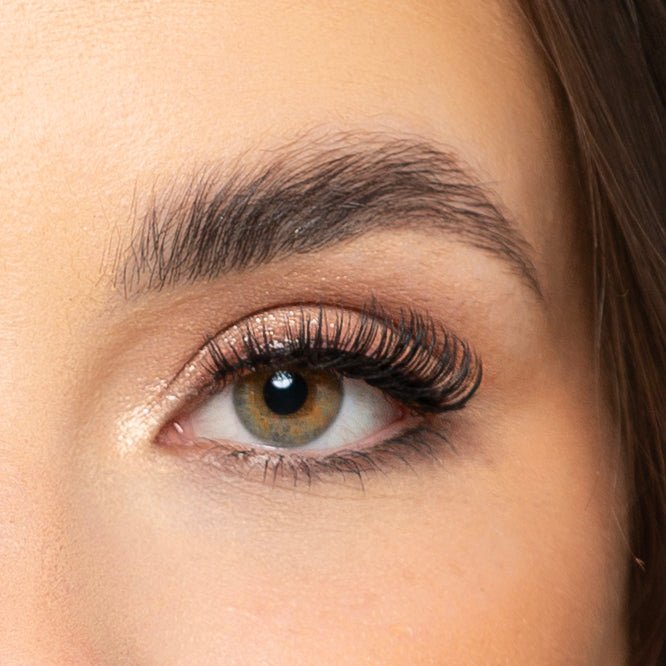 L.W.I Worth It Russian Strip Lashes - Lola's Lashes