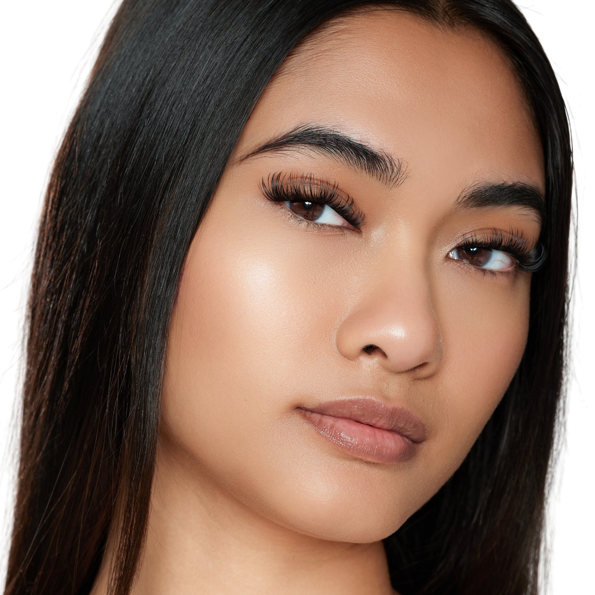 LWI Hybrid Pre-Glued Lashes Set