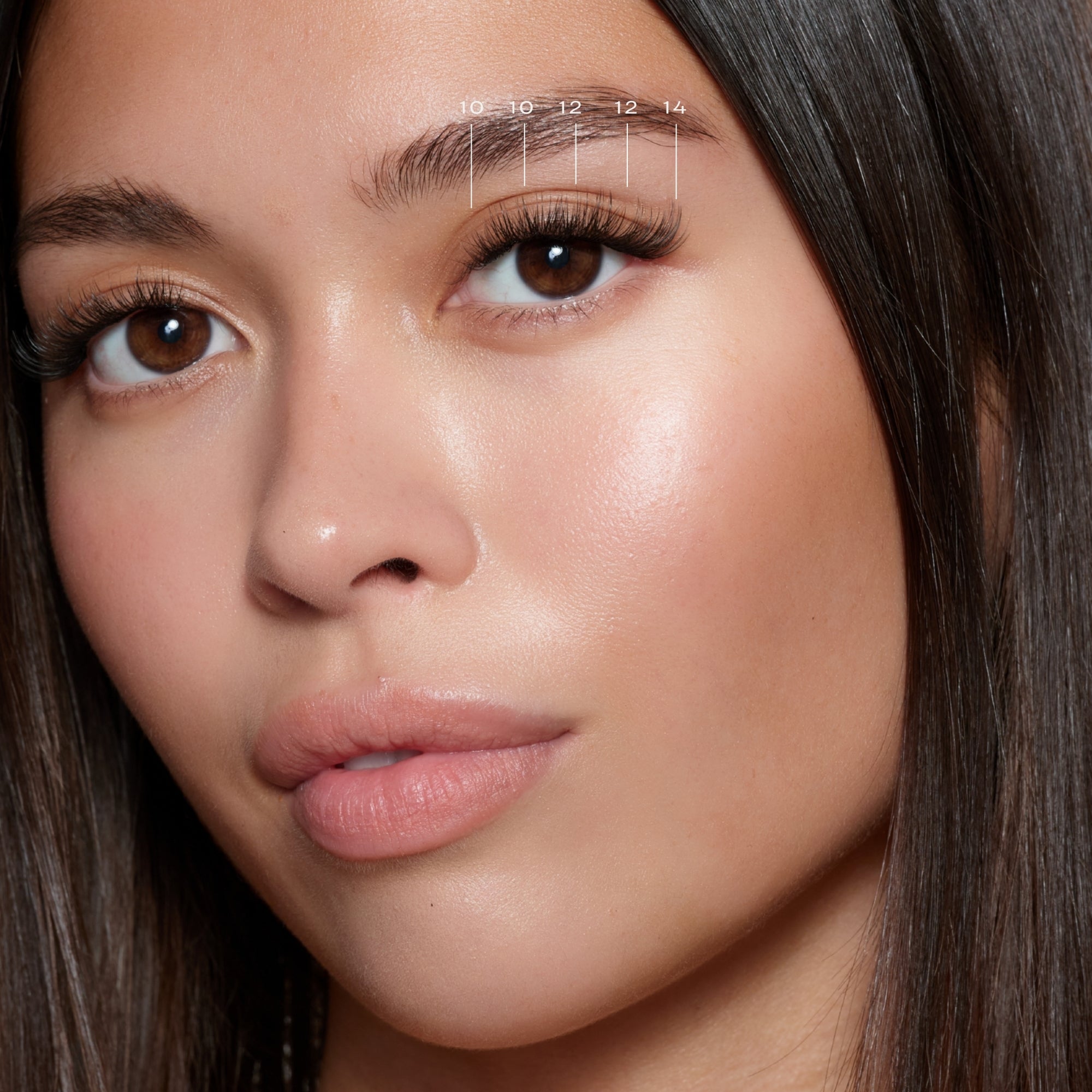 Subtle Pre-Glued Lashes