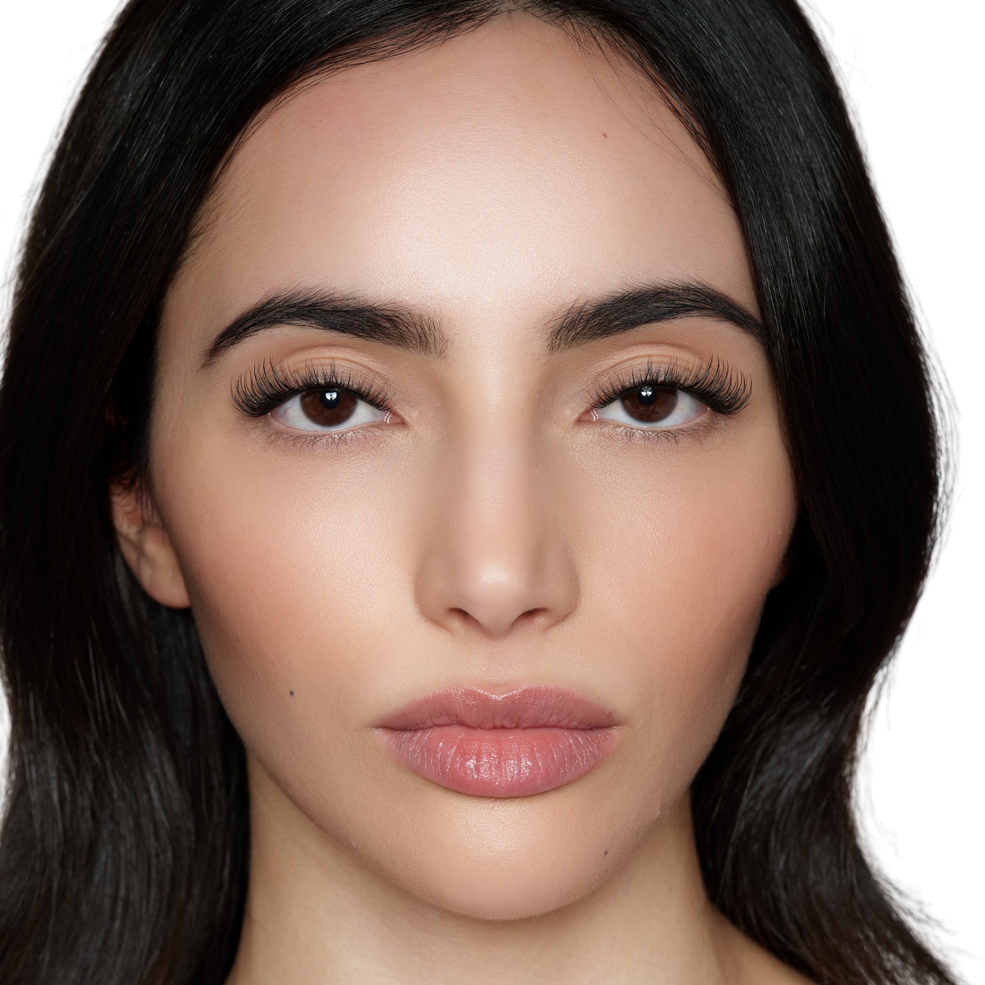 Subtle Volume Pre-Glued Lashes